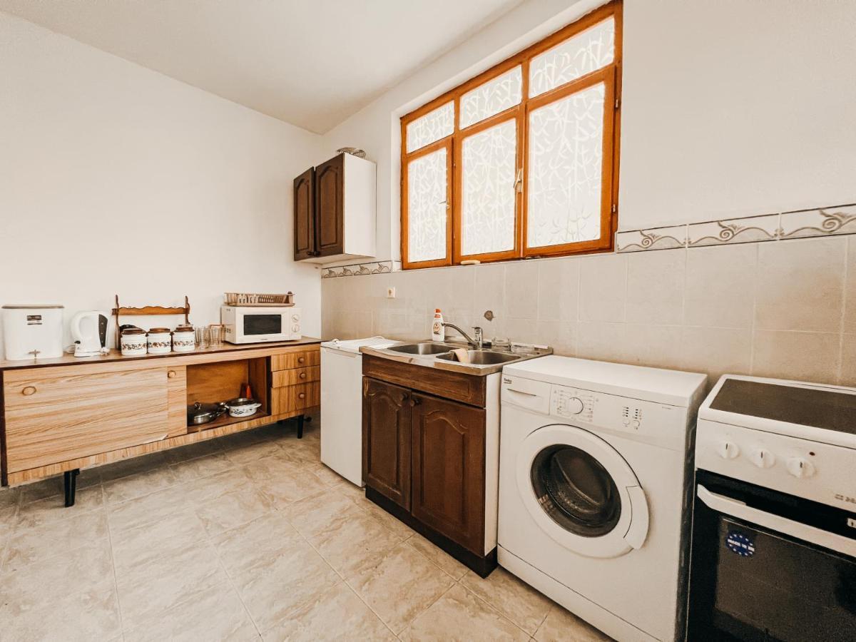 Vladivostok Apartments Tivat Zewnętrze zdjęcie
