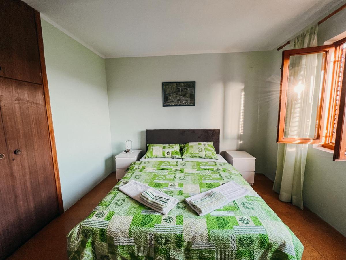 Vladivostok Apartments Tivat Zewnętrze zdjęcie